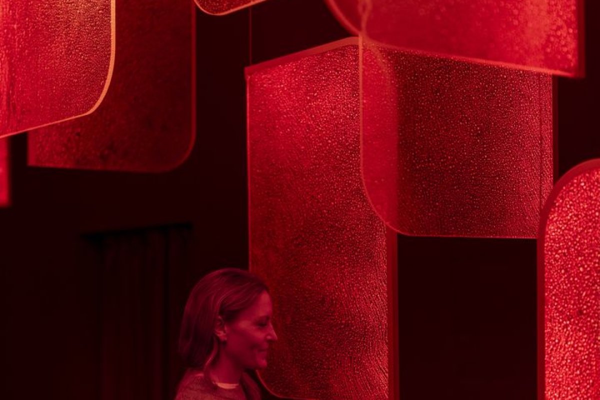 PRECIOSA_Lighting_MDW2026_Drifting_Lights_Mood_Jan_Doležal_4_fullhd (1)